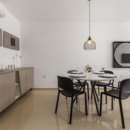 Apartment Val Pjescana Uvala Εξωτερικό φωτογραφία